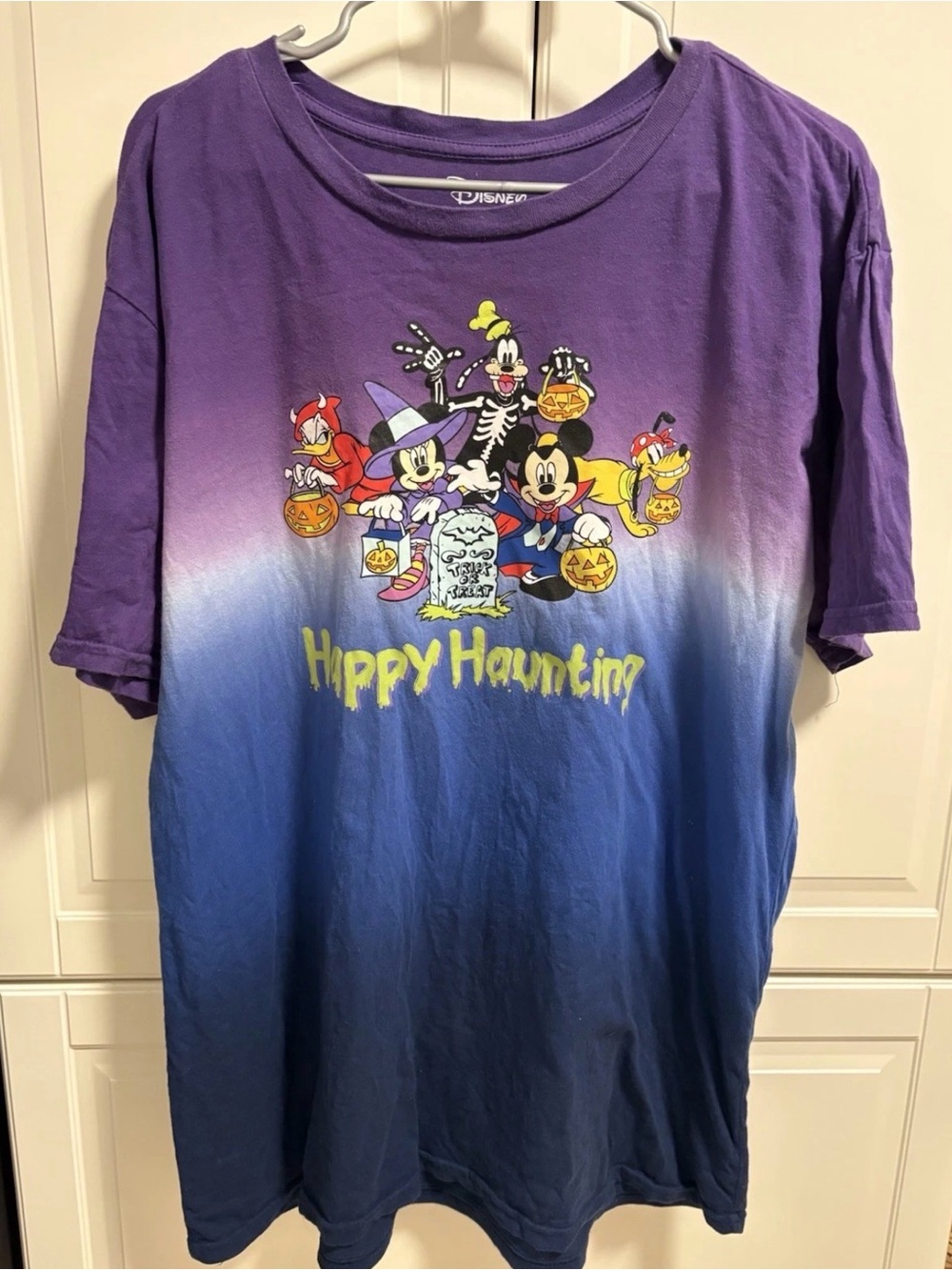 Disney Halloween 'Happy Haunting' Gradient Tee - Purple & Blue